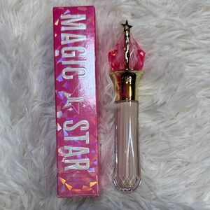 Jeffree Star Magic Star Liquid Concealer with Pink and Gold Accents Shade C4.5